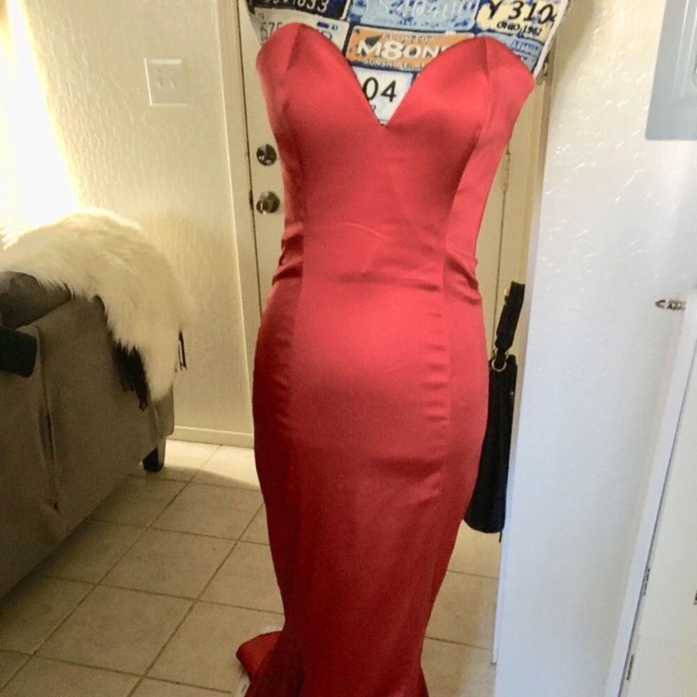 Wheels dollbaby Red Gown - Picture 4 of 8